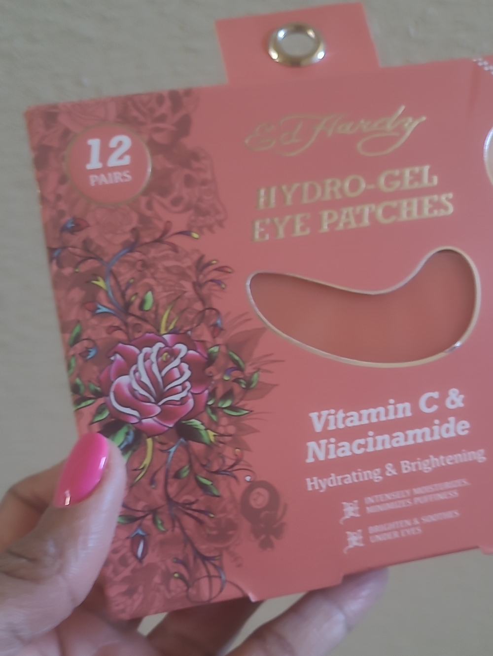 Ed Hardy Hydro-Gel Eye Patches — Coral Pink Vitamin C & Niacinamide - Picture 3 of 5